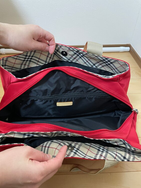 バッグ（ブランドバッグ）の商品画像 - 査定依頼日：2025年2月15日 - 最高査定価格：8,000円