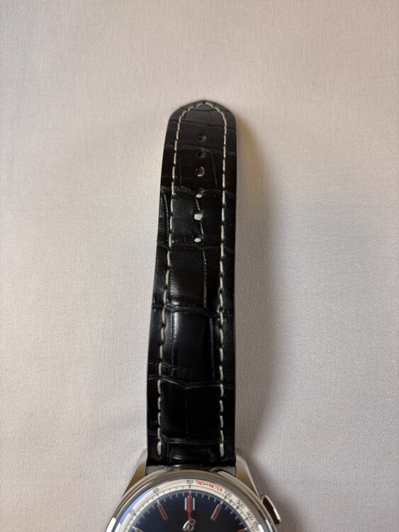 ブライトリング その他 premier B01 Chronograph 42 330548（高級時計）の商品画像 - 査定依頼日：2025年4月2日 - 最高査定価格：540,000円