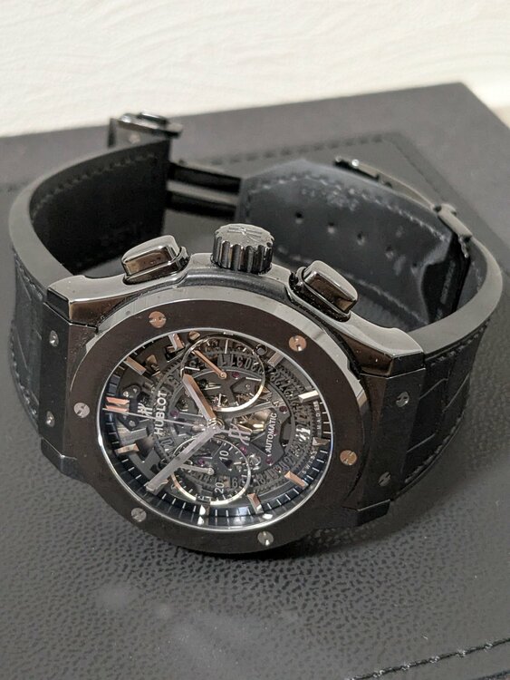 アエロフュージョン ブラックマジック（高級時計）の商品画像 - 査定依頼日：2026年2月8日 - 最高査定価格：980,000円