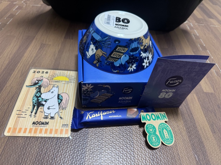 MOOMIN×ARABIA×Fazer ボウル15cm（80th）チョコバー付き（食器）の商品画像 - 査定依頼日：2025年12月12日 - 最高査定価格：100,000円