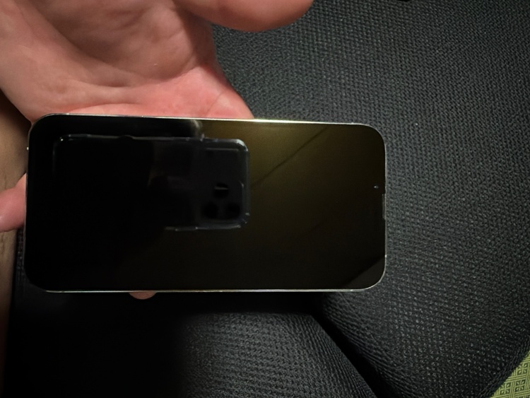 iPhone iPhone 13 Pro Max 256GB au（スマホ）の商品画像 - 査定依頼日：2026年7月4日 - 最高査定価格：62,000円