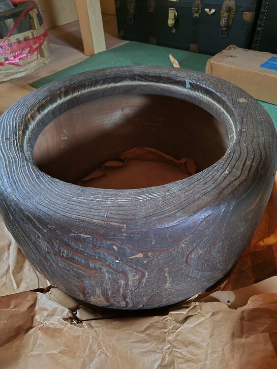 火鉢（美術品・骨董品）の商品画像 - 査定依頼日：2026年7月12日 - 最高査定価格：3,000円