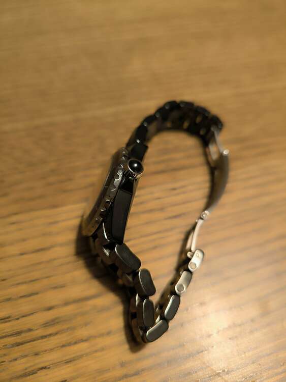 J12（高級時計）の商品画像 - 査定依頼日：2024年12月29日 - 最高査定価格：160,000円