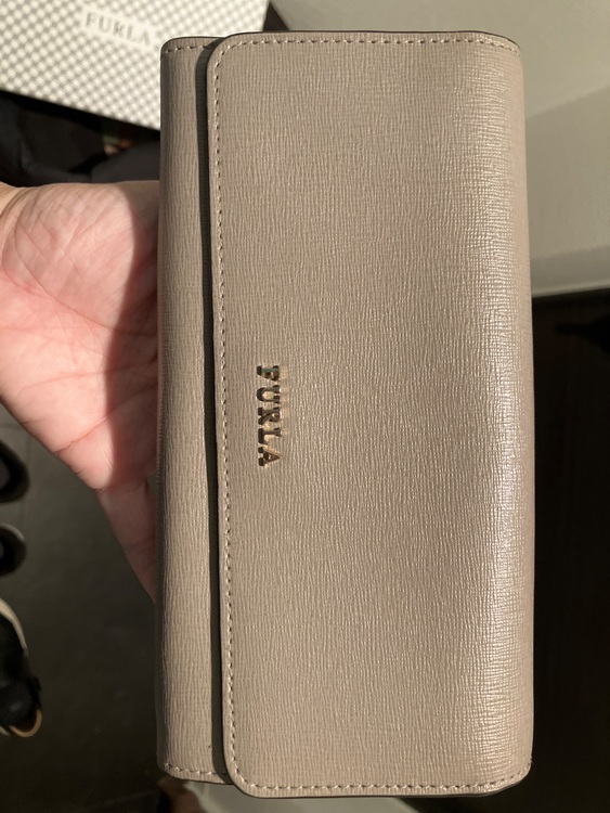 871072（ブランド財布・小物）の商品画像 - 査定依頼日：2025年9月27日 - 最高査定価格：1,200円