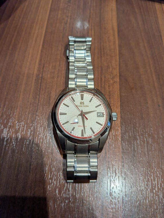 セイコー スプリントドライブ s（高級時計）の商品画像 - 査定依頼日：2025年12月6日 - 最高査定価格：700,000円