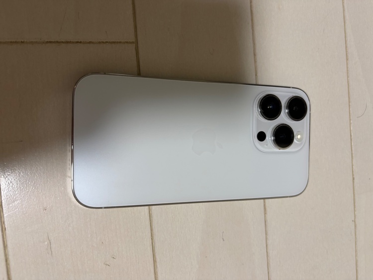 iPhone iPhone 14 Pro 256GB au（スマホ）の商品画像 - 査定依頼日：2026年8月19日 - 最高査定価格：54,000円