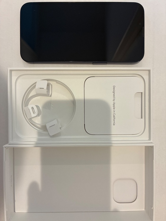 MLNC3J/A iPhone 13, Midnight, 128GB（スマホ）の商品画像 - 査定依頼日：2025年8月2日 - 最高査定価格：43,000円