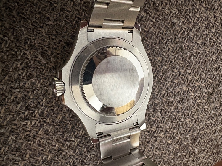 ロレックス ヨットマスター 11662（高級時計）の商品画像 - 査定依頼日：2025年12月20日 - 最高査定価格：2,020,000円