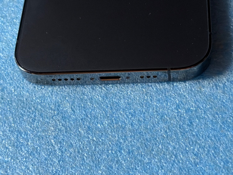 iPhone 12 Pro 128GB docomo（スマホ）の商品画像 - 査定依頼日：2026年5月17日 - 最高査定価格：32,000円