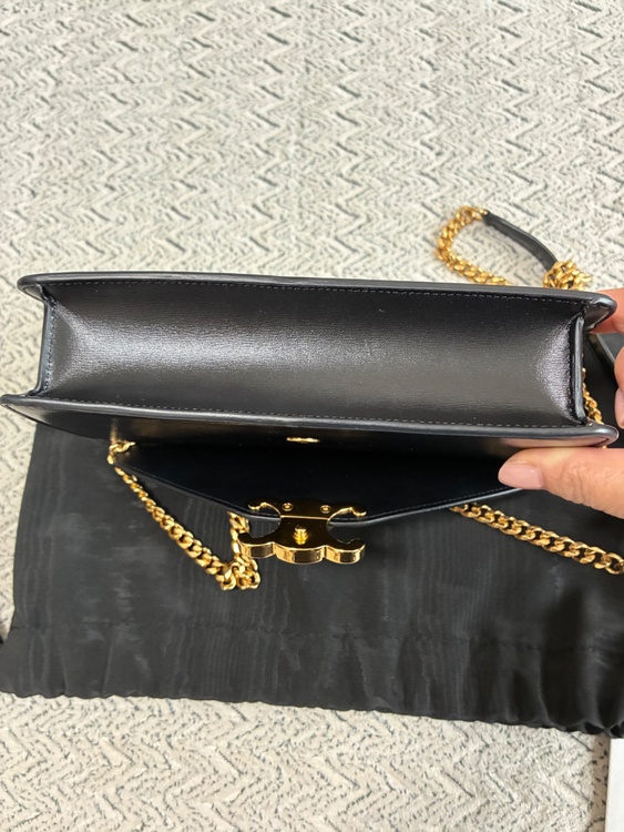 セリーヌ  （ブランドバッグ）の商品画像 - 査定依頼日：2026年3月23日 - 最高査定価格：200,000円