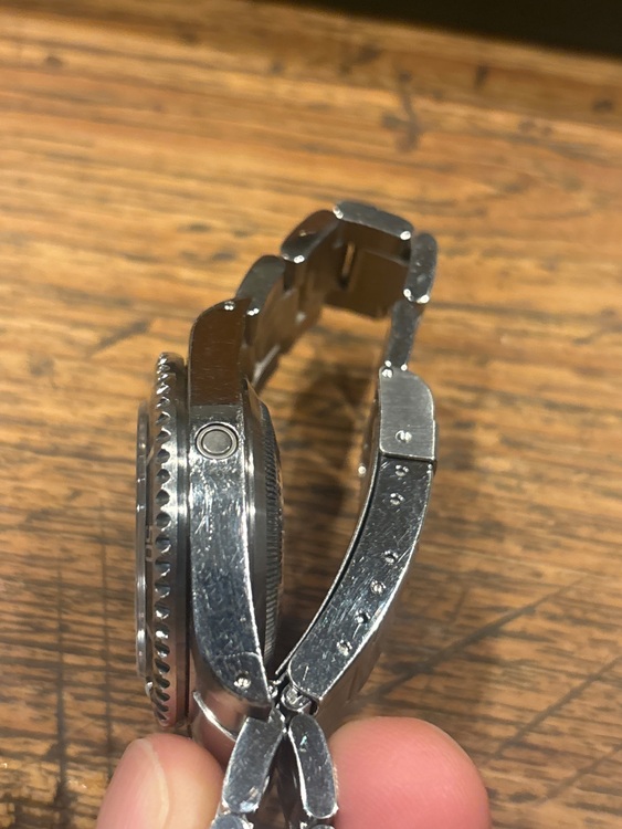 ロレックス　シードゥエラー（高級時計）の商品画像 - 査定依頼日：2025年7月9日 - 最高査定価格：100,000円