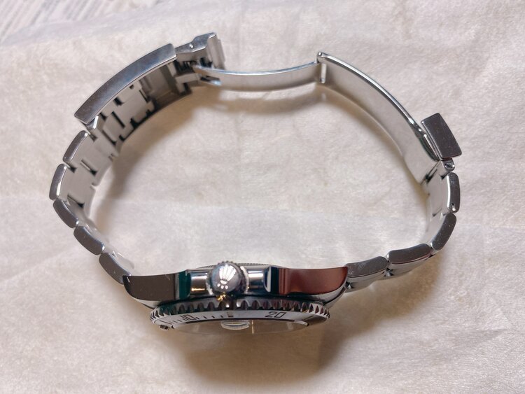 サブマリーナーデイト　126610LN（高級時計）の商品画像 - 査定依頼日：2025年1月17日 - 最高査定価格：1,900,000円