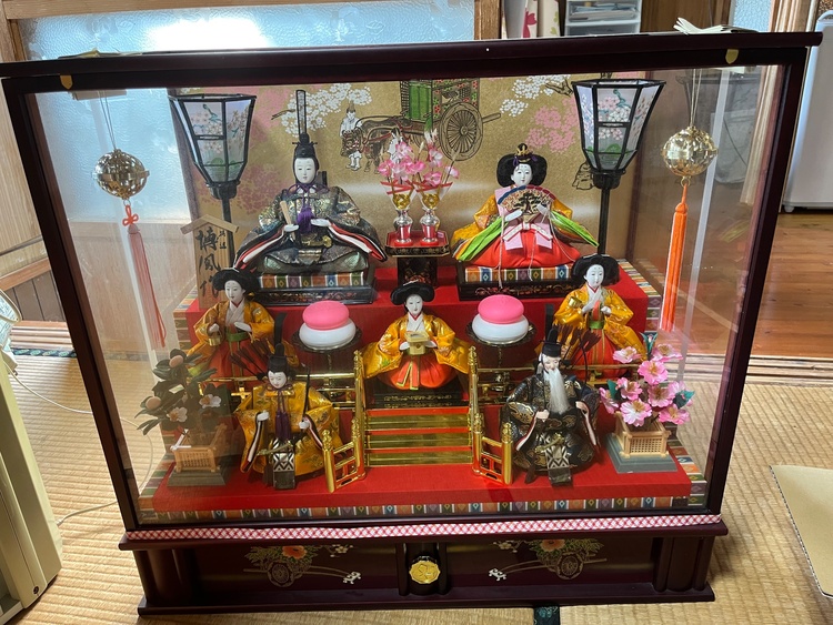 雛人形（美術品・骨董品）の商品画像 - 査定依頼日：2026年7月21日 - 最高査定価格：3,000円