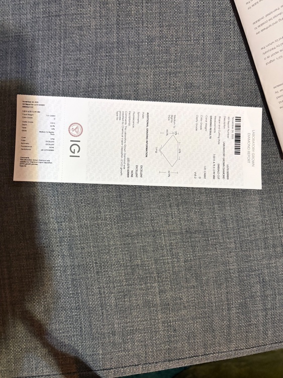 ダイヤモンド（金・貴金属）の商品画像 - 査定依頼日：2026年1月4日 - 最高査定価格：100,000円