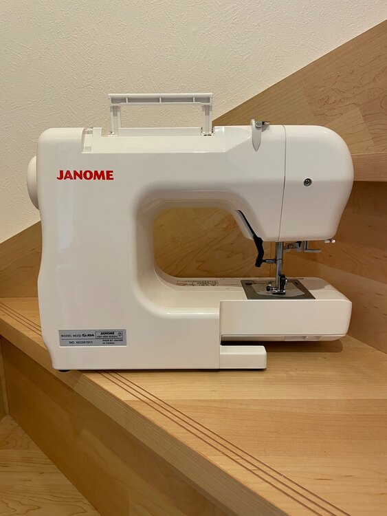 JANOME 電子ミシン　ES-10（家電）の商品画像 - 査定依頼日：2025年2月18日 - 最高査定価格：9,000円