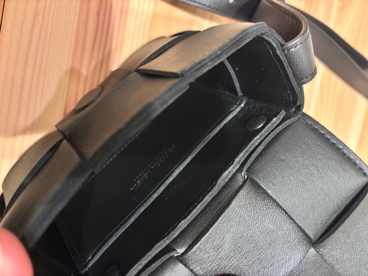 ボッテガ・ヴェネタ  （ブランドバッグ）の商品画像 - 査定依頼日：2025年8月28日 - 最高査定価格：70,000円