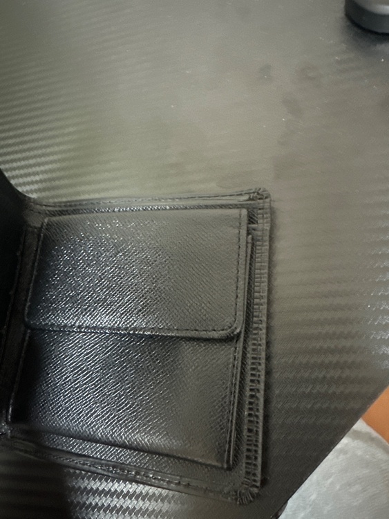 ルイヴィトン エピ （ブランドバッグ）の商品画像 - 査定依頼日：2025年12月13日 - 最高査定価格：30,000円