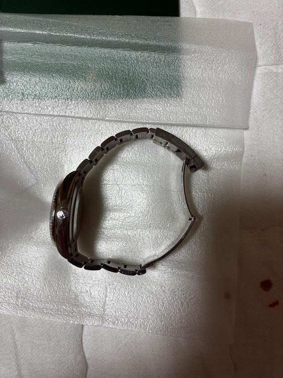 ロレックス スカイドゥエラー 32693（高級時計）の商品画像 - 査定依頼日：2025年8月16日 - 最高査定価格：3,050,000円