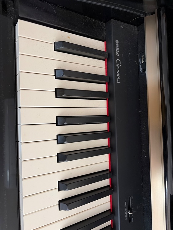 CLP-370PE（ピアノ・楽器・PA機材）の商品画像 - 査定依頼日：2026年5月1日 - 最高査定価格：10,000円