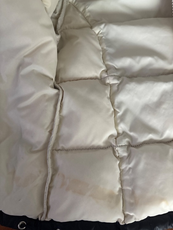 ダウンジャケット（古着・ファッション）の商品画像 - 査定依頼日：2025年11月18日 - 最高査定価格：5,000円