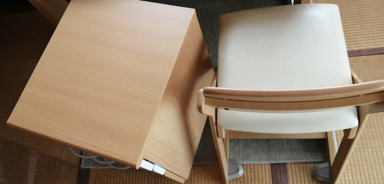 ユニットデスク３点セット（家具・寝具）の商品画像 - 査定依頼日：2026年5月28日 - 最高査定価格：5,000円