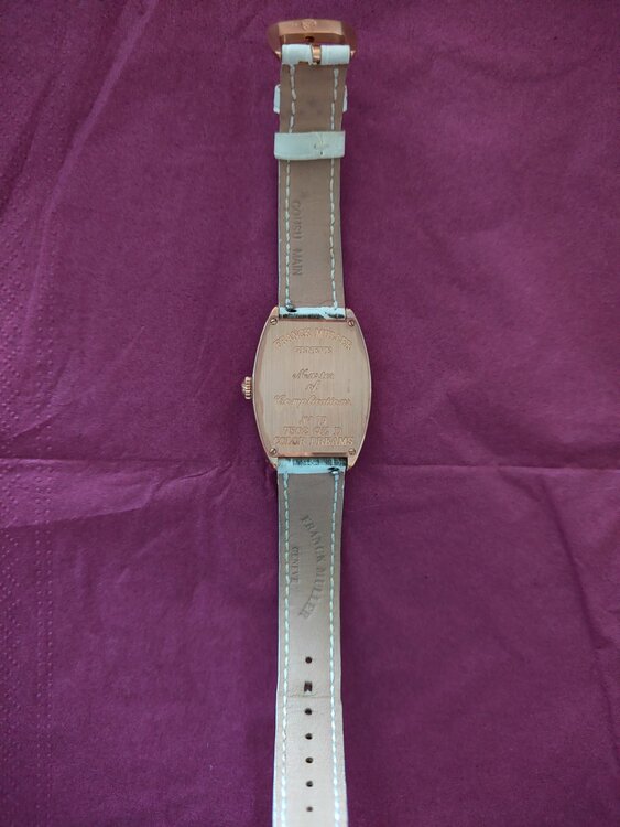 フランクミュラー トノウカーベックス （高級時計）の商品画像 - 査定依頼日：2026年1月22日 - 最高査定価格：600,000円