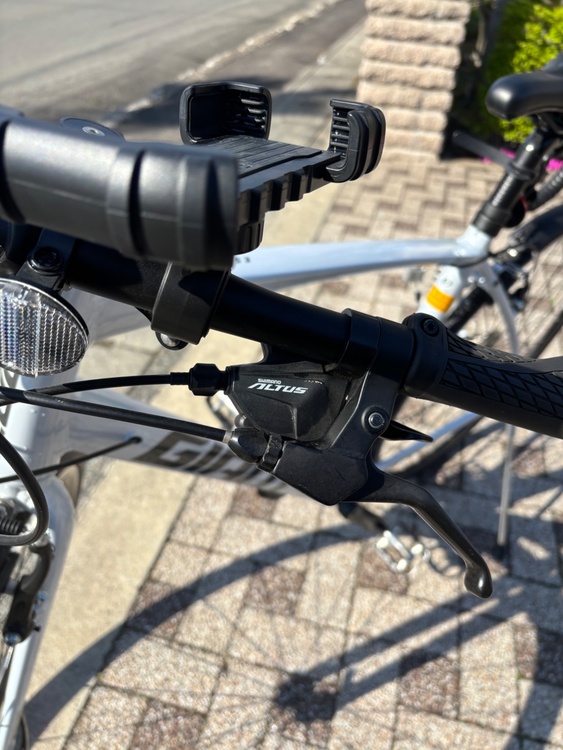 ジャイアント　２１エスケープRX3（自転車）の商品画像 - 査定依頼日：2026年5月6日 - 最高査定価格：5,000円