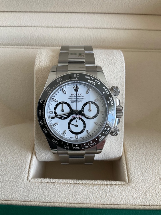 ロレックス デイトナ 126500l（高級時計）の商品画像 - 査定依頼日：2025年6月21日 - 最高査定価格：4,800,000円