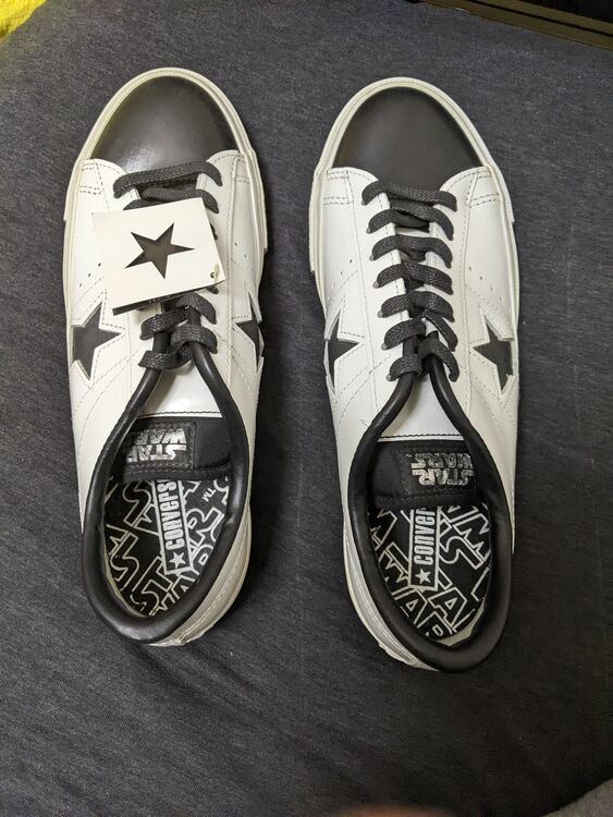 ONE STAR STARWARS OX WHITE/BLACK（古着・ファッション）の商品画像 - 査定依頼日：2025年8月29日 - 最高査定価格：8,000円