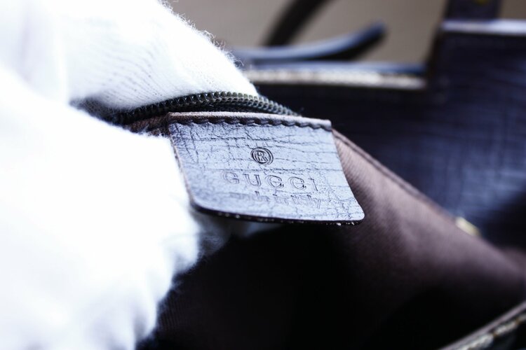 GUCCI GG キャンバス トートバッグ レザー 107757 002058（ブランドバッグ）の商品画像 - 査定依頼日：2026年10月8日 - 最高査定価格：30,000円