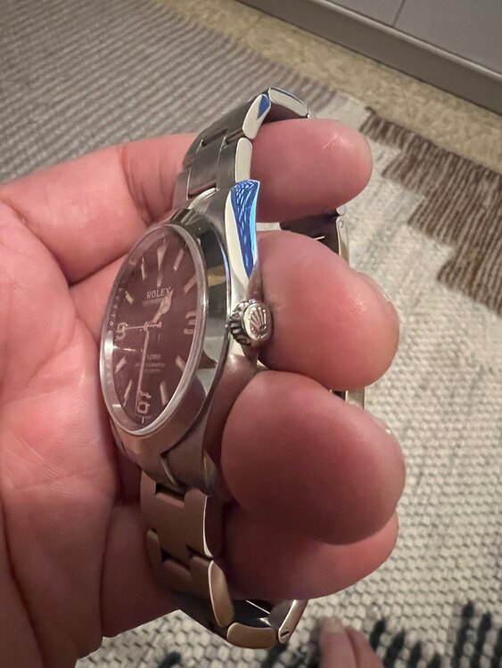 ロレックス エクスプローラー 214270（高級時計）の商品画像 - 査定依頼日：2025年3月1日 - 最高査定価格：1,200,000円