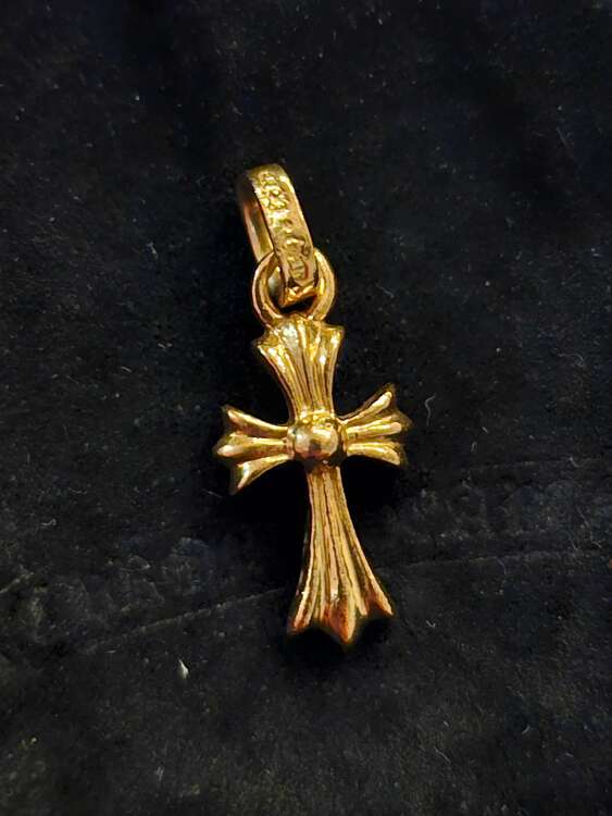 クロムハーツ　ベイビーファットパヴェダイヤ　チャーム（金・貴金属）の商品画像 - 査定依頼日：2025年4月15日 - 最高査定価格：300,000円