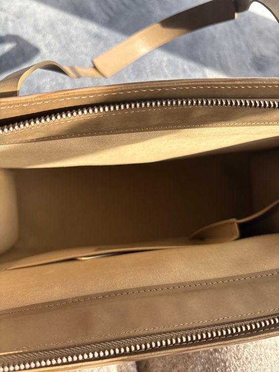 ルイヴィトン エピ （ブランドバッグ）の商品画像 - 査定依頼日：2026年1月7日 - 最高査定価格：50,000円