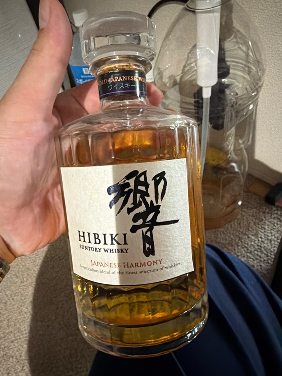 響（お酒）の商品画像 - 査定依頼日：2025年11月7日 - 最高査定価格：9,500円