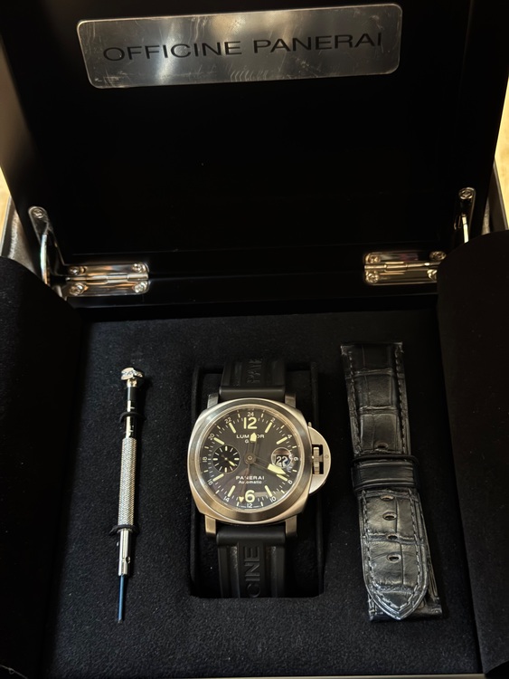 LUMINOR GMT OP6555（高級時計）の商品画像 - 査定依頼日：2025年11月23日 - 最高査定価格：480,000円