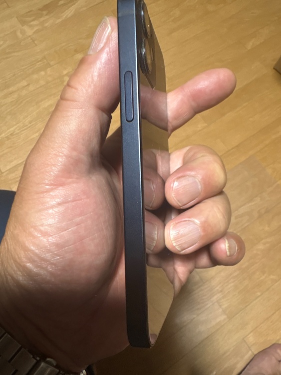 iPhone 12 mini 64GB docomo（スマホ）の商品画像 - 査定依頼日：2026年5月2日 - 最高査定価格：20,000円