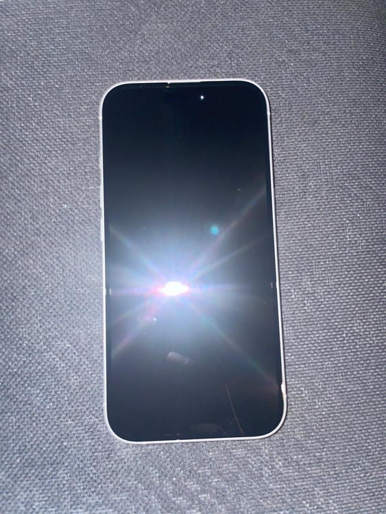 iPhone iPhone 16 256GB SIMフリー（スマホ）の商品画像 - 査定依頼日：2026年6月26日 - 最高査定価格：96,000円