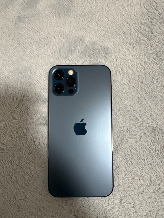 iPhone 12 Pro 256GB SIMフリー（スマホ）の商品画像 - 査定依頼日：2026年5月6日 - 最高査定価格：35,000円
