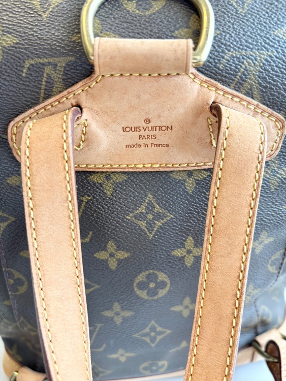 モンスリMM（ブランドバッグ）の商品画像 - 査定依頼日：2026年4月24日 - 最高査定価格：100,000円