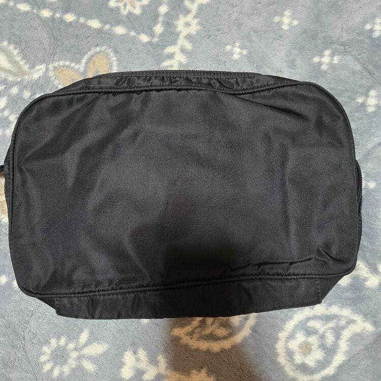 プラダ  （ブランドバッグ）の商品画像 - 査定依頼日：2025年10月29日 - 最高査定価格：22,000円