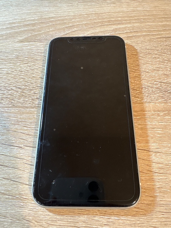 iPhoneXR 64GB SIMフリー（スマホ）の商品画像 - 査定依頼日：2026年3月15日 - 最高査定価格：12,000円