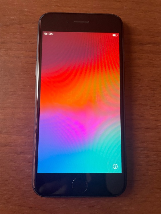 iPhone SE (第 2 世代) 64GB SIMフリー（スマホ）の商品画像 - 査定依頼日：2025年9月17日 - 最高査定価格：14,000円