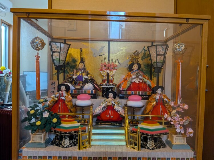 雛人形5人官女（美術品・骨董品）の商品画像 - 査定依頼日：2026年8月2日 - 最高査定価格：100,000円
