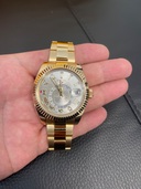 ロレックス スカイドゥエラー （高級時計）の商品画像 - 査定依頼日：2025年7月7日 - 最高査定価格：4,500,000円