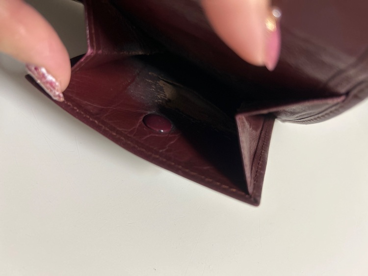 カルティエ2つ折り財布（ブランド財布・小物）の商品画像 - 査定依頼日：2025年12月2日 - 最高査定価格：1,600円