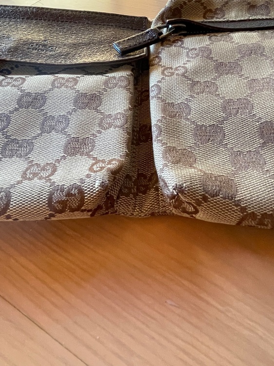 ウエストポーチ（ブランドバッグ）の商品画像 - 査定依頼日：2025年11月29日 - 最高査定価格：25,000円