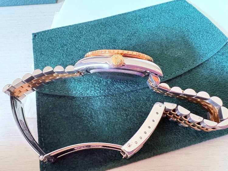 ロレックス デイトジャスト 1626（高級時計）の商品画像 - 査定依頼日：2026年2月9日 - 最高査定価格：1,050,000円