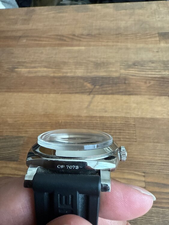 ラジオミール1940 47ミリ（高級時計）の商品画像 - 査定依頼日：2025年5月29日 - 最高査定価格：700,000円