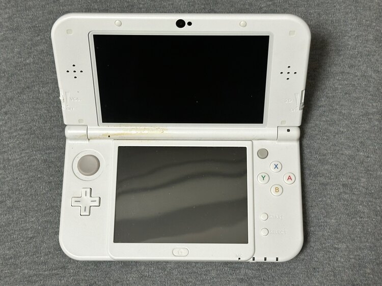 NINTENDEDS lite（ゲーム機本体・ゲームソフト）の商品画像 - 査定依頼日：2023年12月7日 - 最高査定価格：2,000円