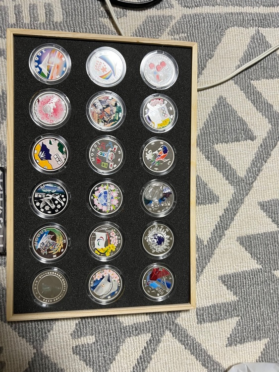 1000円銀貨（金・貴金属）の商品画像 - 査定依頼日：2026年4月21日 - 最高査定価格：100,000円